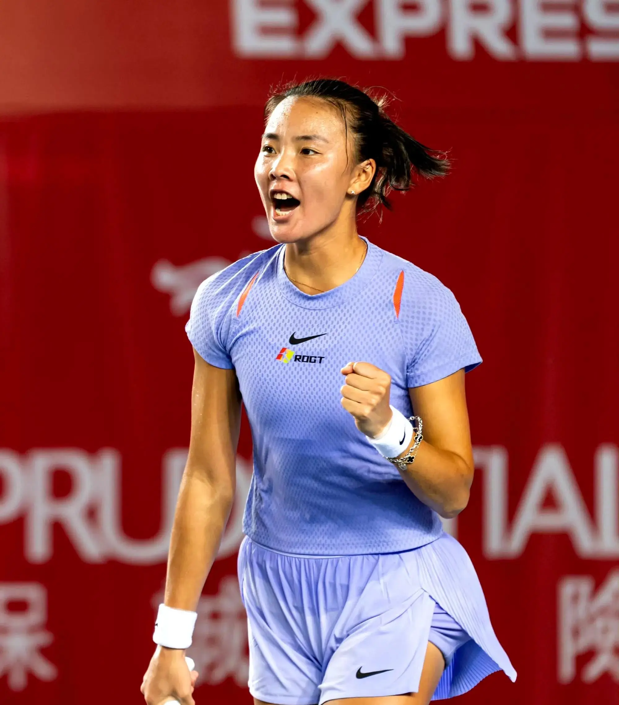 首个巡回赛, 神奇规律再 首个巡回赛, 神奇规律再