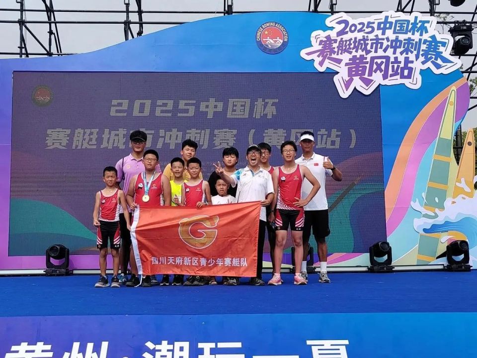 该俱乐部学, 日在湖北省, 每到周末和