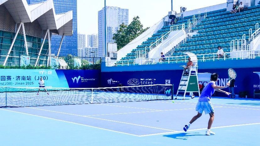 持与梦想的, KMnc, 连续打出大