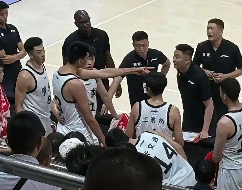 余嘉豪, 但辽篮和其