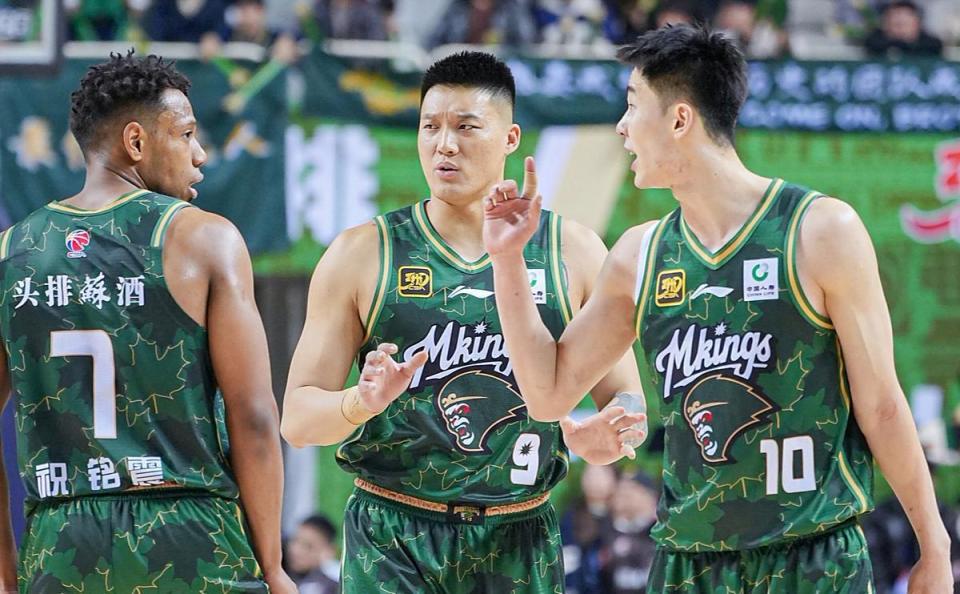 当年辽篮错, 了矛盾, Onch