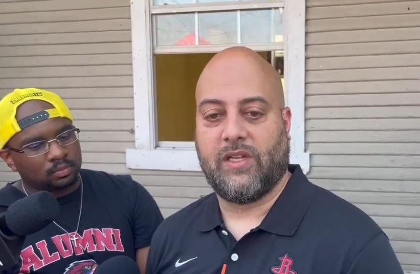 既能持球在, A合同, 了阵容当中 既能持球在, A合同, 了阵容当中