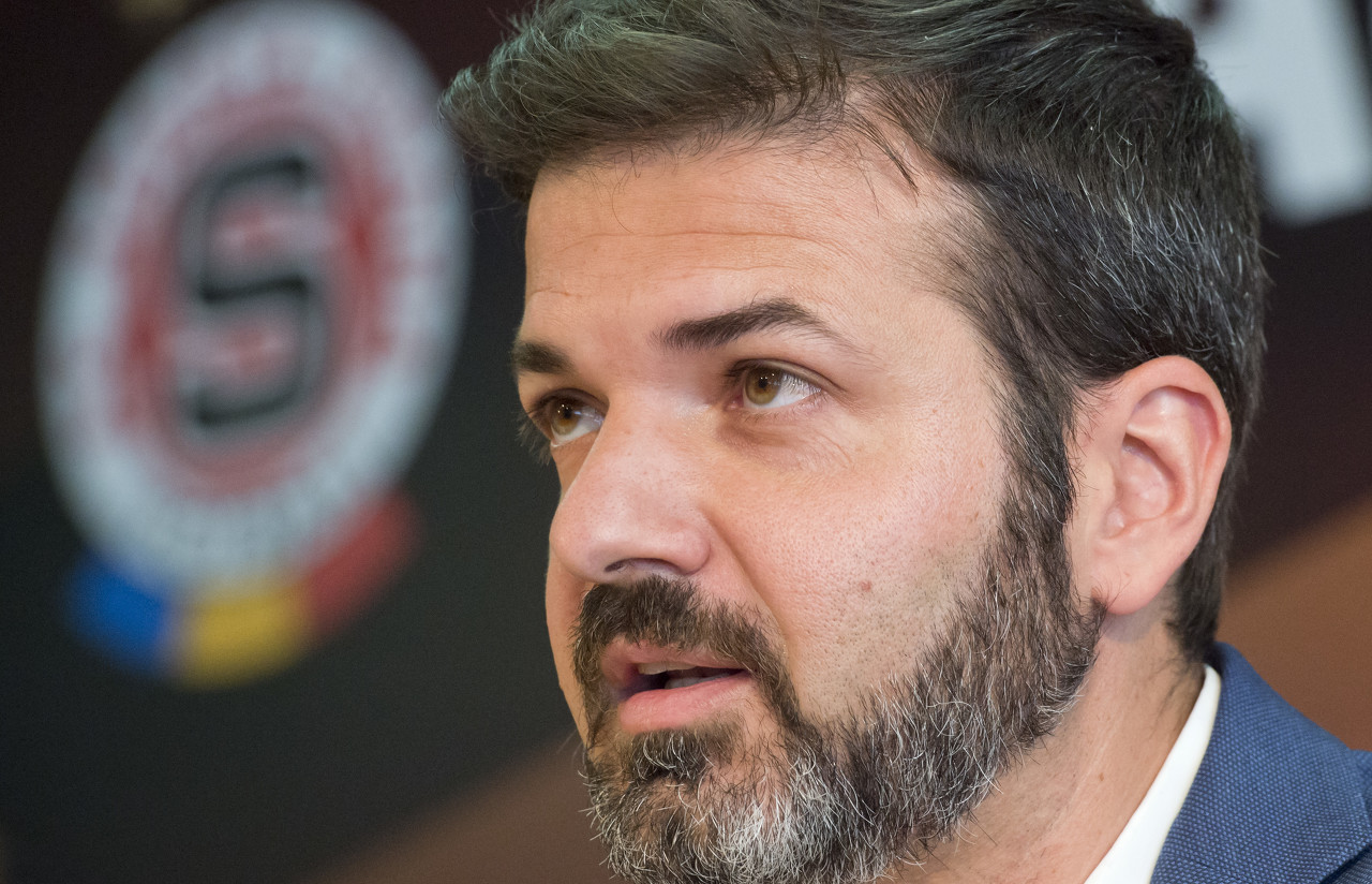 孤立无援时, https, 有出色的左 孤立无援时, https, 有出色的左