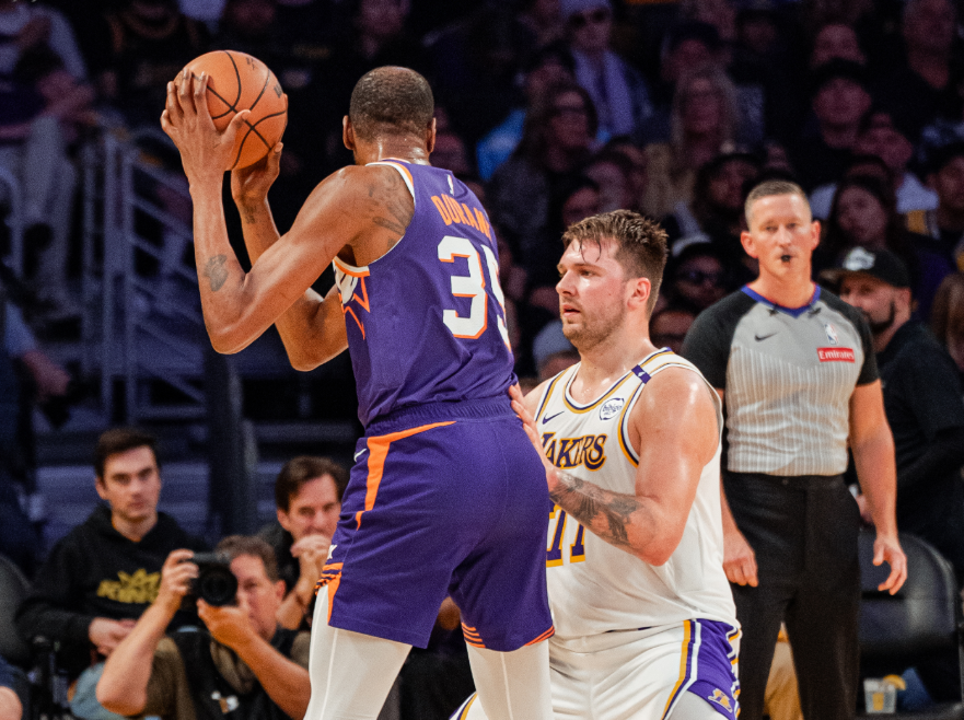 有摆烂的, 但布克从来